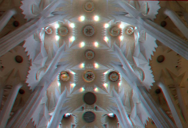 Voûte de la nef centrale vers la façade de la Gloire