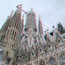 La Sagrada Família côté Baptisphère vers la façade de la Gloire