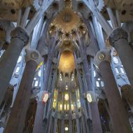 De la Nef centrale vers le Chœur