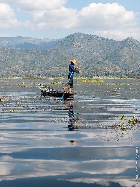 Pêcheur Intha