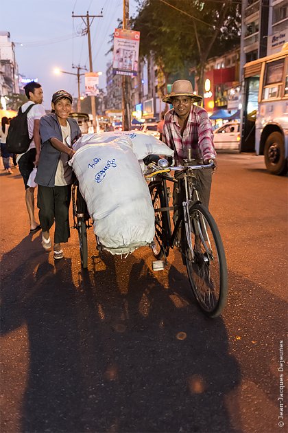 Marché nocturne