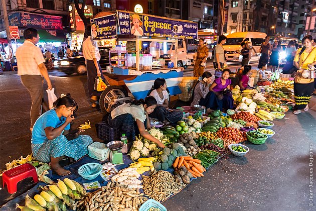 Marché nocturne