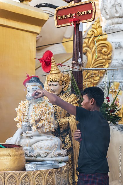 Shwedagon