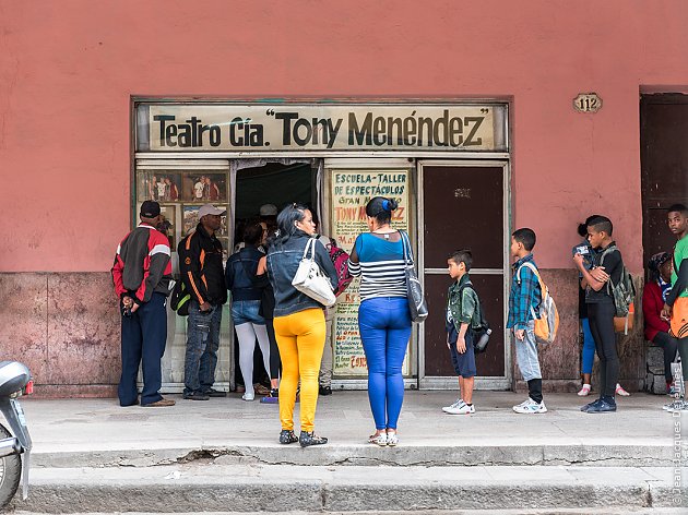 Teatro Cía. "Tony Menéndez"