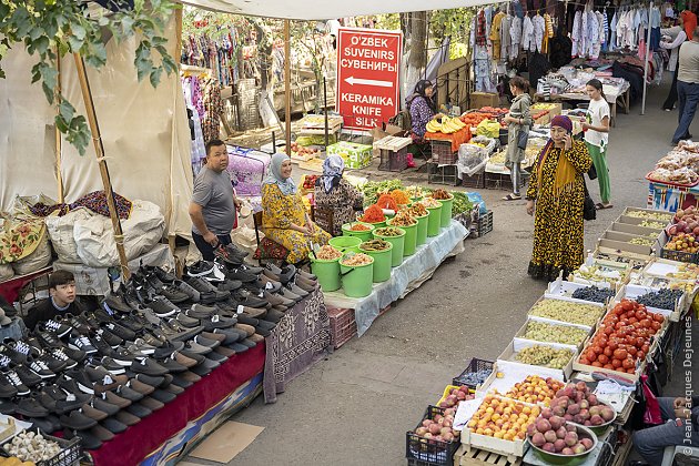 Allée commerçante extérieure