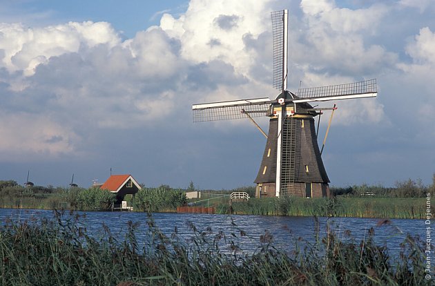 Moulin à vent hollandais