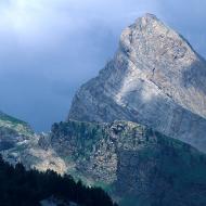 Rai de lumière sur les Pyrénées