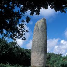 Menhir de Kervéàtoux ou de Kerloas