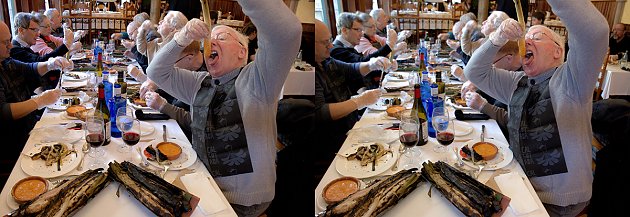 Dégustation de calçots avec de la sauce romesco