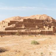 Ziggourat de Choqâ Zanbil. Iran