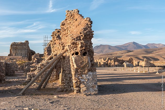 Takht-e Soleymân