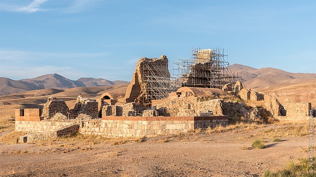 Takht-e Soleymân