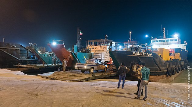 Vers l'île de Qeshm