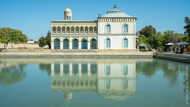 Palais et bassin