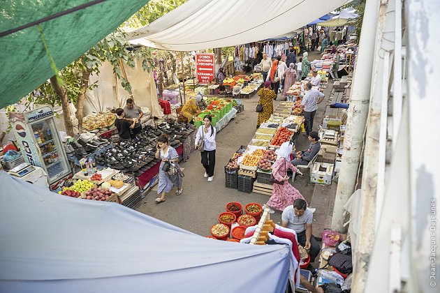 Allée commerçante extérieure