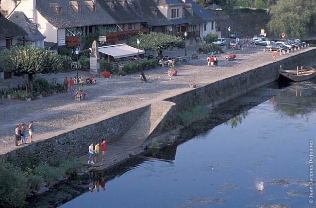 Sur les quais