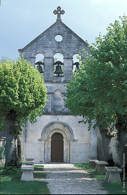 Église de Courcelles